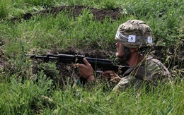 Nga - Ukraine vừa đánh vừa... chờ ông Trump