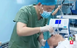 Bác sĩ vừa livestream vừa khám thai, có đúng quy định?