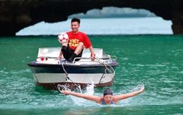 Ánh Viên bơi kéo thuyền cho Đỗ Kim Phúc tâng bóng nghệ thuật