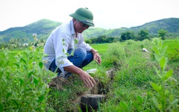 Làm 2 kênh mương nội đồng cho 2 hợp tác xã, 8 năm ròng nhà thầu không đòi được nợ
