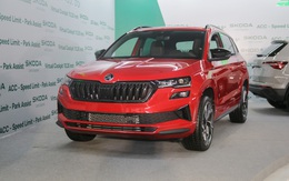 Skoda Karoq 2025 ra mắt Việt Nam: Giá từ hơn 1 tỉ đồng, thêm ADAS, bản thể thao đấu Mazda CX-5