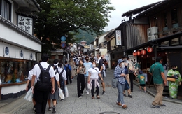 Bị bắt vì quay lén ở Nhật, nam du khách Hàn Quốc bị gọi là 'nỗi nhục quốc gia'