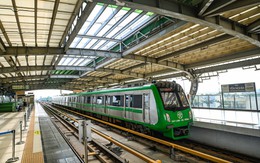 Đường sắt đô thị Cát Linh - Hà Đông xuống cấp, có ga thủng mảng lớn