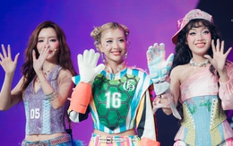 Em xinh say hi mở màn dài 4 tiếng rưỡi: Tưởng là gái sẽ đỡ ồn hơn, ai ngờ