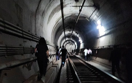 Tàu điện ngầm Hàn Quốc bị phóng hỏa, 400 hành khách sơ tán qua đường hầm