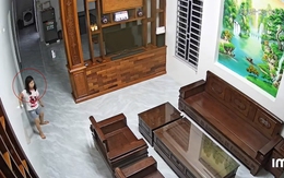 Bé gái sợ ma khi ra phòng khách tắt điện một mình