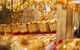 Giá vàng bật tăng mạnh