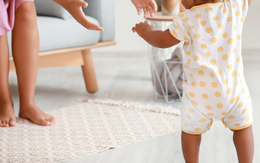 Trẻ chậm biết đi có thể học giỏi hơn