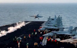 Tiêm kích 67 triệu USD của Mỹ lao xuống Biển Đỏ