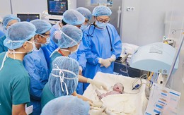 Đề nghị bảo hiểm y tế chi trả phí điều trị cho trẻ em từ giai đoạn bào thai