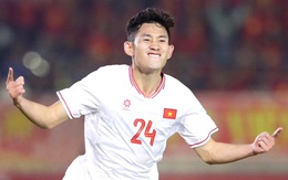 Hai Long và Văn Vĩ được triệu tập để đấu với CLB Manchester United