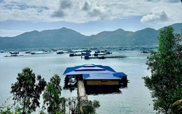 Siết hoạt động kinh doanh ca nô chở khách du lịch trái phép ở đảo Hòn Nưa Phú Yên