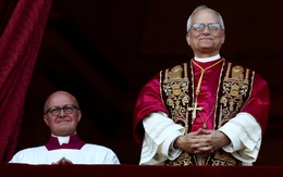 Hai đội bóng chày Mỹ tranh luận về tân giáo hoàng