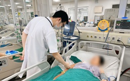 Sốc nhiễm khuẩn nặng sau mũi tiêm chữa đau vai ở phòng khám gần nhà