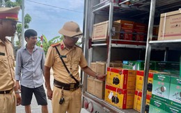 Phát hiện nhiều xe tải chở thiết bị gia dụng, thực phẩm không rõ nguồn gốc