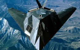 WSJ: Lầu Năm Góc lan truyền tin đồn về UFO để che đậy vũ khí bí mật