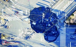 Trái đất bên miệng hố