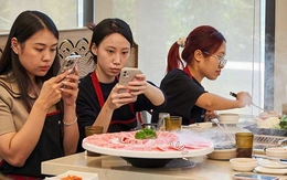 'Trùm lẩu nướng', chủ mới của The Coffee House, muốn lãi gấp đôi năm nay