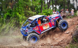 Gần 100 đội đua xe thể thao tranh tài ở Nha Trang