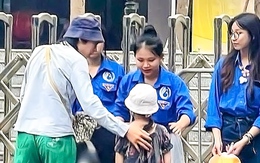 Anh trai 19 tuổi đi thi lớp 10 dắt theo em gái nhỏ và câu chuyện xúc động phía sau