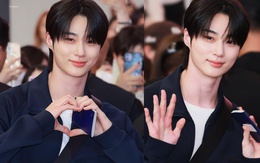 Mơ thấy nam thần Byeon Woo Seok, đôi vợ chồng trúng số độc đắc