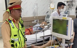 Cảnh sát mở đường đưa người bị đột quỵ trên cao tốc đến bệnh viện