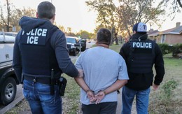 Thông tin Cơ quan Thực thi di trú và hải quan Mỹ đột kích tiệc sinh nhật, bắt hơn 40 người là thật