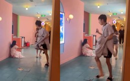 Thanh niên sảng hồn khi bị 'ma nữ' khều chân