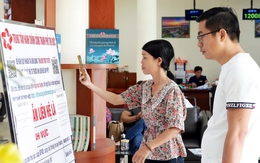 Thủ tướng: Triển khai chính quyền hai cấp không để ngắt quãng, lập đường dây nóng hỗ trợ