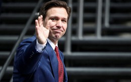 Thống đốc Florida gây tranh cãi khi nói tài xế có thể 'tông' người biểu tình nếu bị họ đe dọa