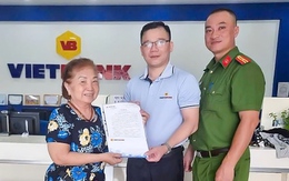 Cụ bà trả lại 300 triệu đồng cho người chuyển khoản nhầm