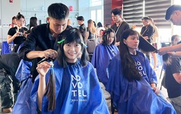 Người đàn ông nuôi tóc dài 4 năm chạy xuống Nha Trang hiến tóc tặng bệnh nhân ung thư