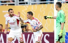 Boca Juniors và Benfica chia điểm kịch tính trong trận cầu 3 thẻ đỏ