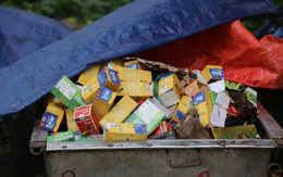 Thực phẩm chức năng, nước mắm, hàng hóa nguyên hộp vứt đầy bãi rác: Cuộc thanh lọc hàng dỏm