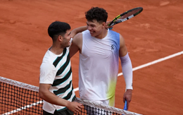 Alcaraz tự bắt lỗi mình để 'nhường điểm' cho đối thủ ở Roland Garros