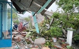 Mưa dông gây sập tường, đè chết 2 bà cháu ở Long An