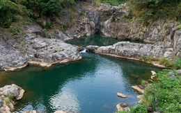 Quảng Trị thí điểm tour mạo hiểm đu dây zipline 600m ngắm thác Tà Đủ