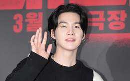 Một tài tử 50 tuổi ngừng hoạt động vì bê bối tình dục; Suga BTS xin lỗi ngay khi xuất ngũ