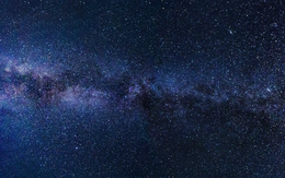 Vũ trụ thuở sơ khai có ánh sáng hay là đêm đen?