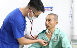 Bất ngờ hôn mê, tụ máu não sau 2 tháng ngã xe