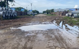 Đường giao thông trong khu công nghiệp lớn nhất Sóc Trăng xuống cấp