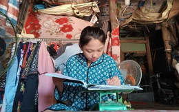 Ôm sách vở vào viện vừa chăm mẹ, vừa ôn thi tốt nghiệp