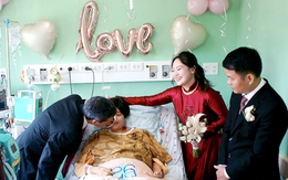 Đám cưới đặc biệt bên giường bệnh
