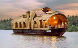 Chuyển sang sống nhà thuyền vì không mua nổi nhà: 'Ngập lụt cũng không phải lo nữa'