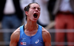 Nữ tay vợt giàu nhất thế giới thua đối thủ 'vô danh' ở Roland Garros