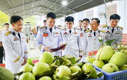 Vùng 5 Hải quân là điểm tựa cho ngư dân bám biển