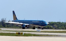 Máy bay của Vietnam Airlines hạ cánh khẩn cấp để cấp cứu hành khách