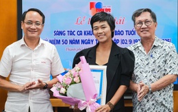 Trao giải cho các nhạc sĩ sáng tác ca khúc về báo Tuổi Trẻ