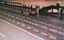 Ukraine hé lộ chi tiết hơn về chiến dịch tấn công cầu nối Crimea với Nga