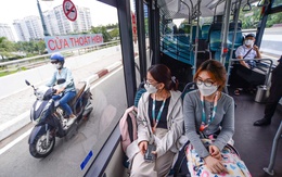 Ai được đi xe buýt miễn phí ở TP.HCM, thủ tục ra sao?